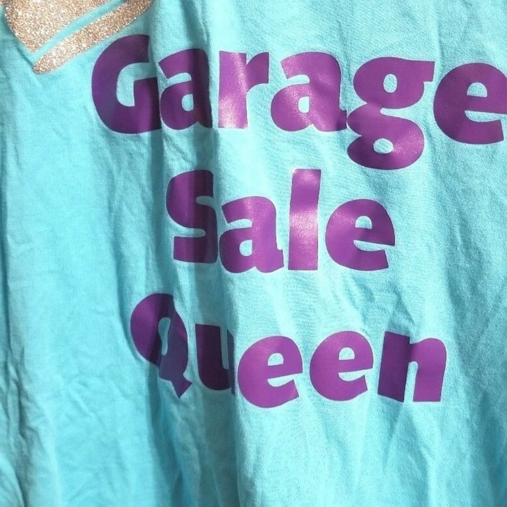 Garage Sale Queen Blue Short Sleeve T Shirt P4-E - Picture 2 of 4
